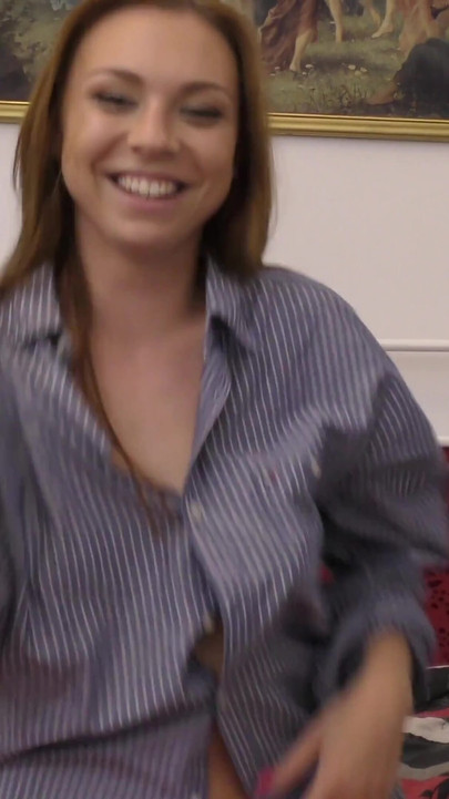 Emotionaler moment aus "Lucie schüttelt den arsch als es kein Morgen gibt"