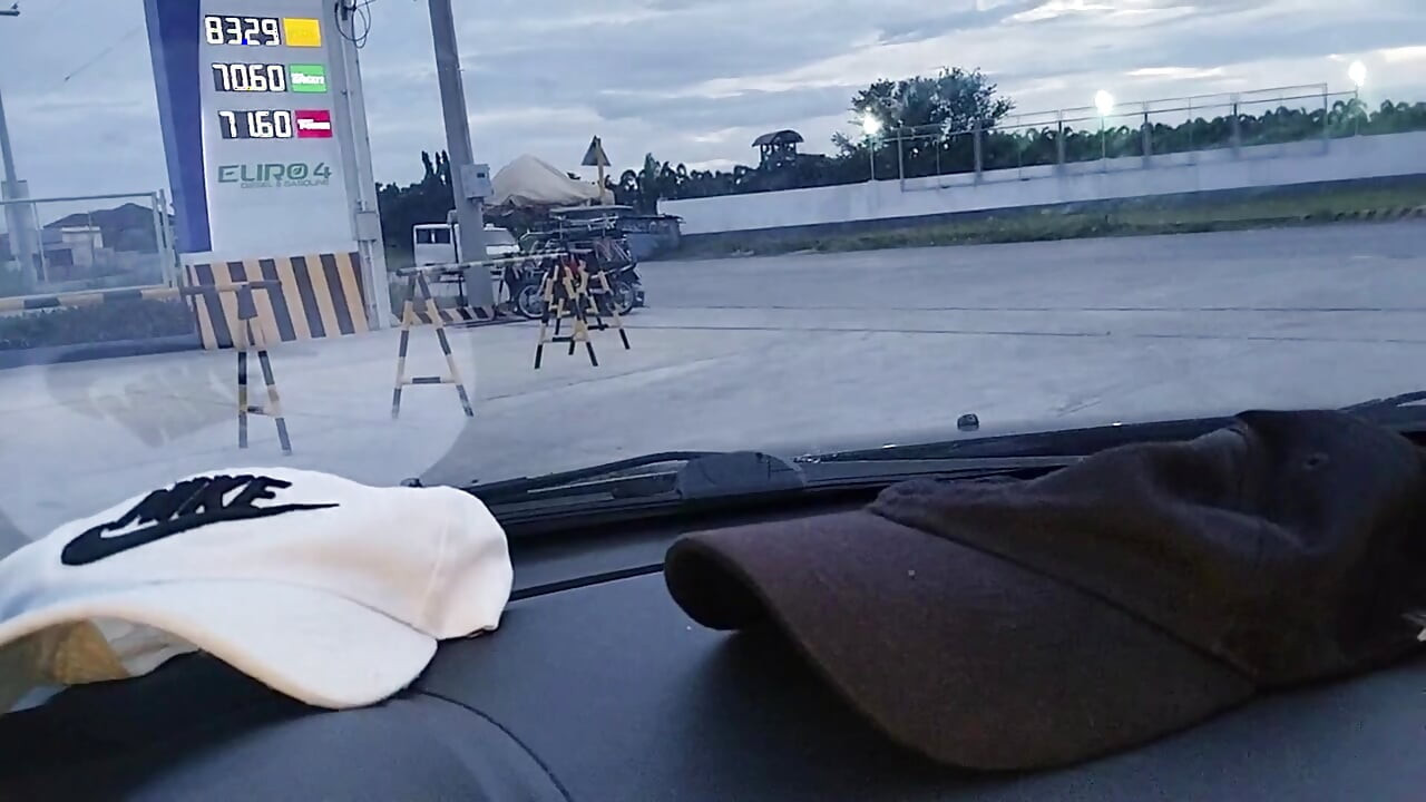 DOLOROSO DEFLORAMENTO DE ESTUDANTE INOCENTE EM CARRO PÚBLICO