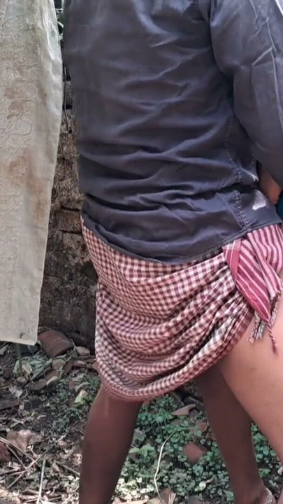 Desi wife hard-core outdoor | Clip 1