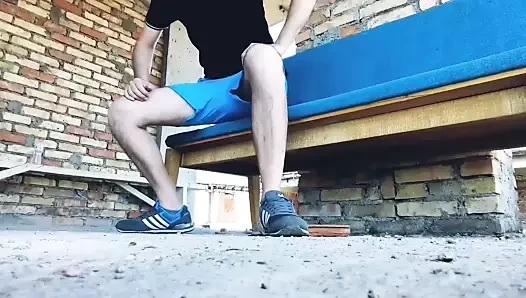 Serbian porn video – Construction breaktime (showing ass & jerking)