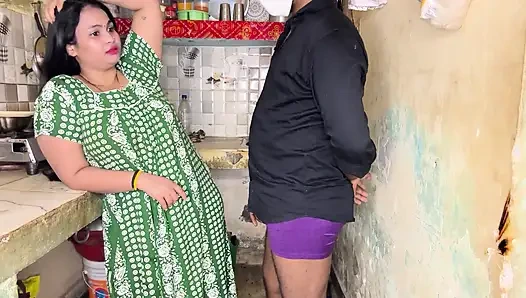 Горячая кухня бхабхи Devar встречается с полной ночной страстью