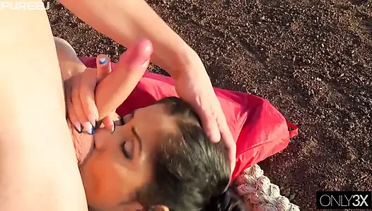 Domina Lina Jones ağzında bir yarak istiyor premium düzenleme purebj