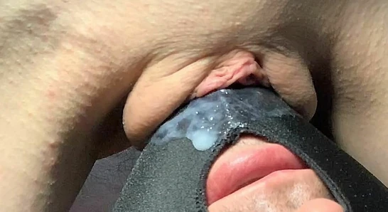 Doggystyle incluyendo super creampie profundo en mi coño