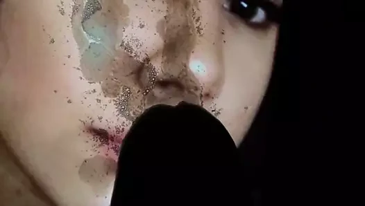 Hijabi fahişeler tükürmek