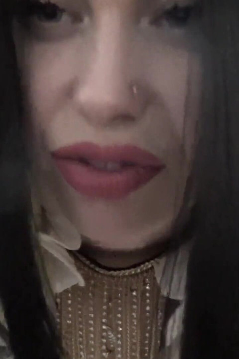 Striptease & smykker fetish!