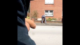 Flashing a working man on street