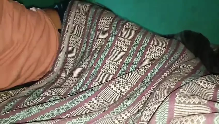 Chhoona, khelna aur mere sabse achchhe dost ko sakht rakshas men bina kate lnd banana