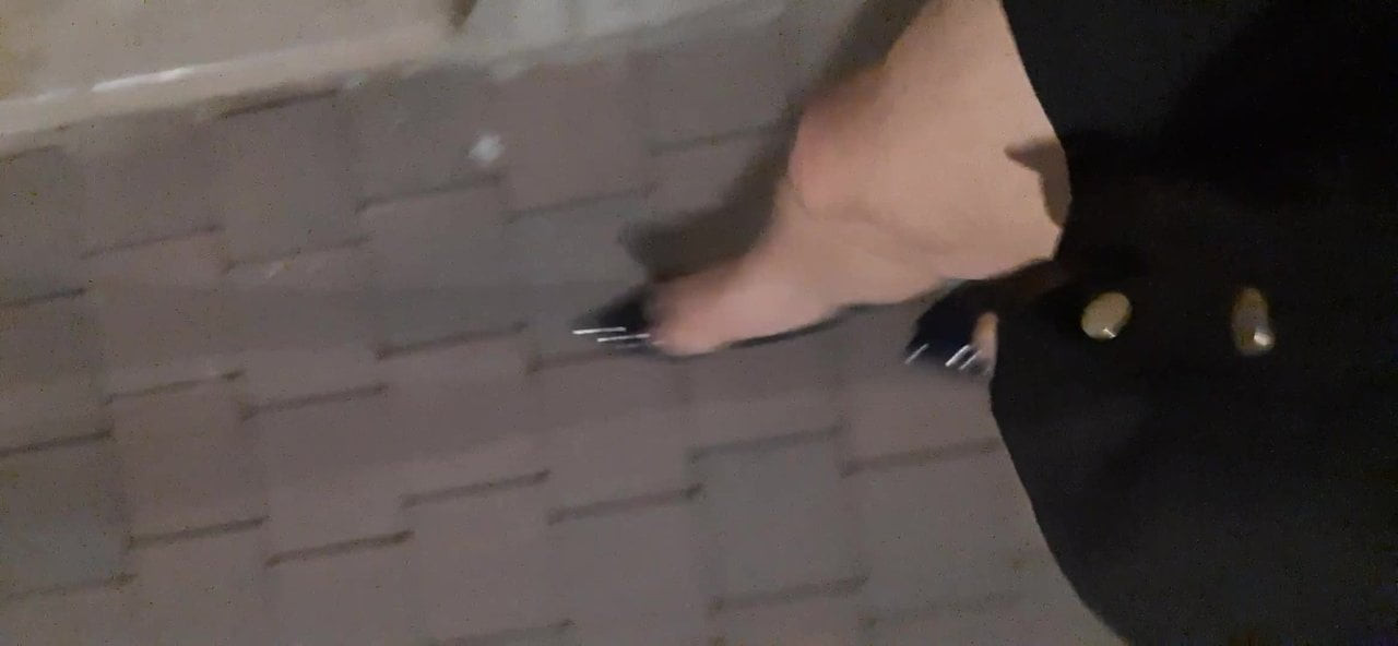 Šetnja ulicom, p,2