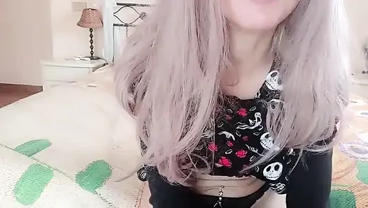 Aksen vulgar yang kuat! Pelacur Cantik Italia Menyinggung Kontol M. Mu Antara Burp dan Kentut