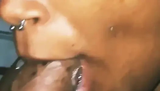 Özensiz yarak yıkayıcı