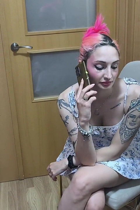 Victoria Arias Fucks the Kebab Guy; the Slut Gives Him a Fuck as a Tip.