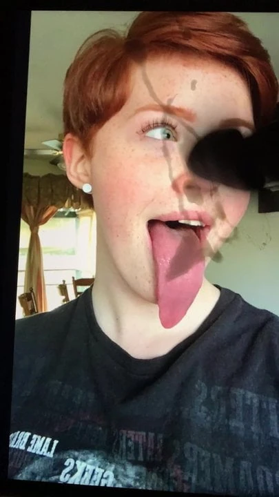 RED HEAD LONG TONGUE