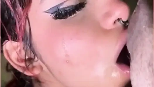 Gotik piliç sikiliyor