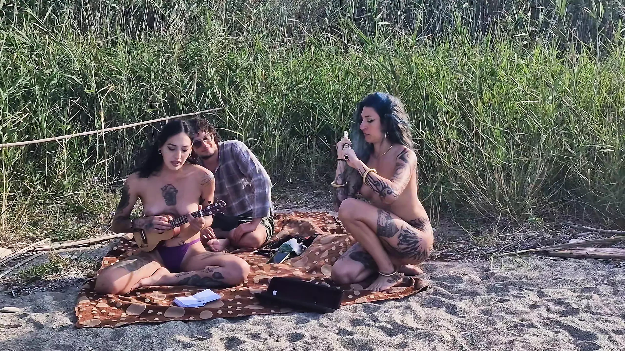 Spin the Bottle Game on the Beach -Unforgettable Holiday Sex w. Two Stunning Girls english subtitles