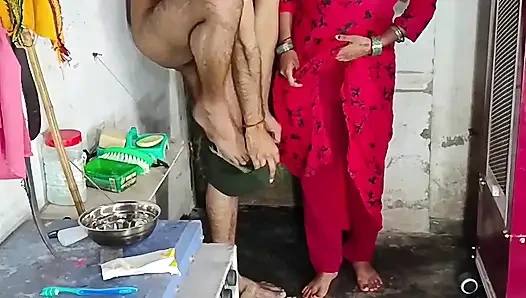 Cewek sange ini lagi asik nyepong kontol sambil nyepong kontol dan ngisap toketnya sambil duduk di kontolnya sambil berbaring lurus - audio bahasa india