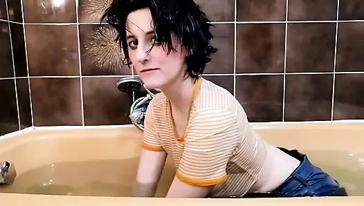 Сводную сестру засунули, инструкция по дрочке