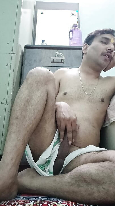 Hintli desi adam komşusu ve ordu subayı babasıyla seks yapıyor