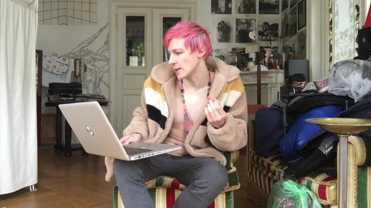 TWINK IS ALWAYS HUNGRY FOR RAW COCK