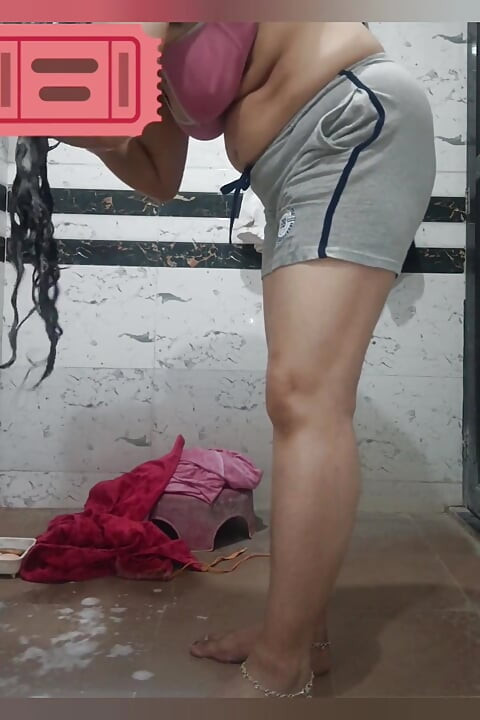 Priya Bhabi Full Open Body Hot Exercise in Bathroom
