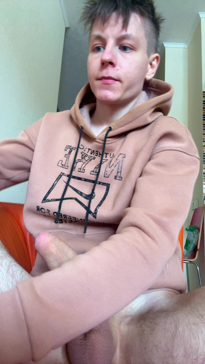 A Quick Jerk Off Session Before I Go To The Gym