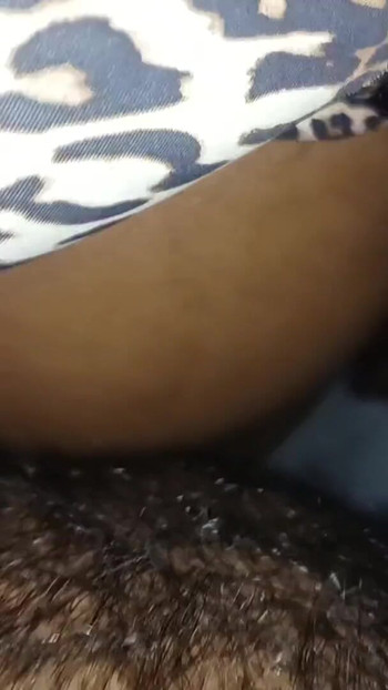 Detik yang tidak dapat dilupakan dari persembahan "isteri saya Saranya Mandi"
