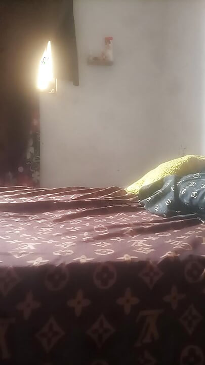 Popular Nigerian Actress Getting Laid Down for Missionary