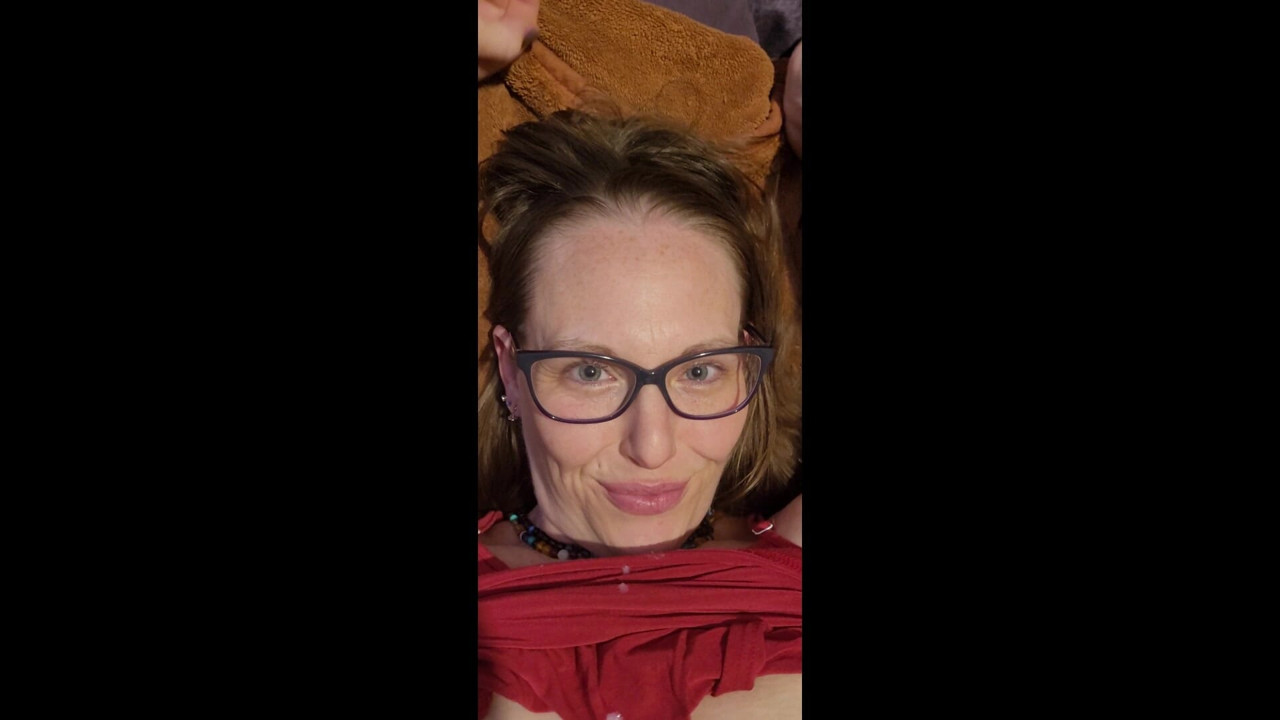 My tinder date shot a huge load of cum all over me