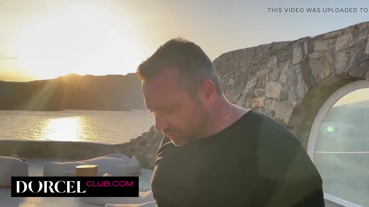 Mykonos'ta grup seks