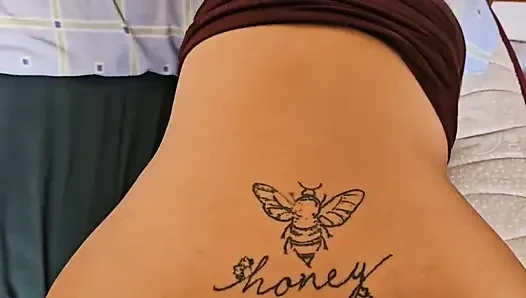 She Masturbates and I Take the Opportunity to Put It in and Cum Inside Her