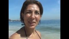 Esposa amateur brasileña se la follan en vacaciones