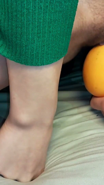 Giant Orange In | Clip 1