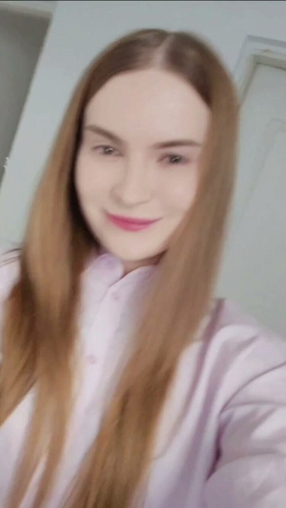 Redhead T-girl with a huge dick