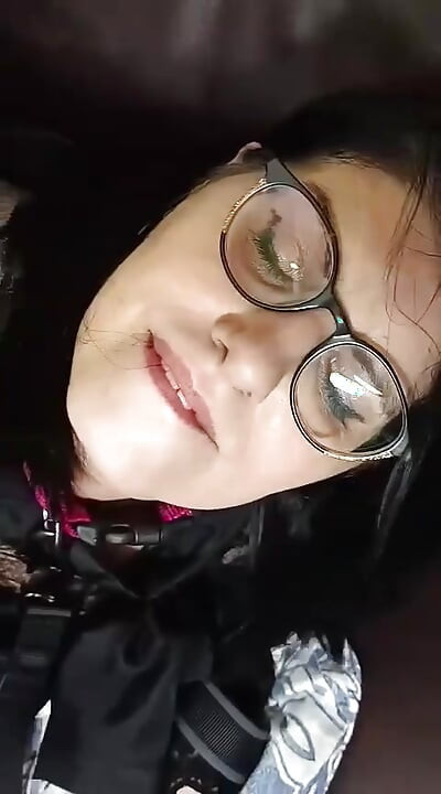 镜头对准她的脸, 你看这位成熟女人被操时的反应