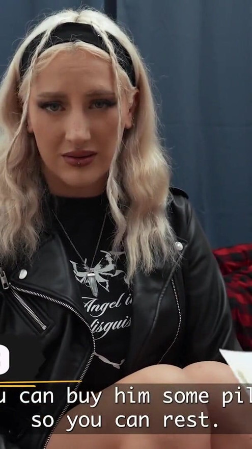 HUNT4K. Blondie Fucks a Stranger While Her Boyfriend Relax | Clip 2