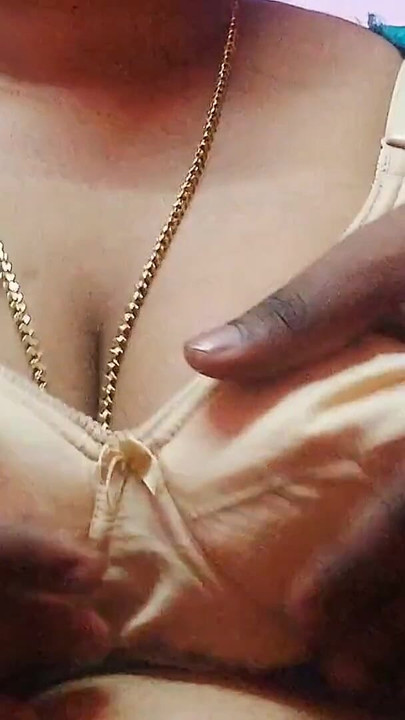 Dicke möpse und dicker arsch, Desi hardcore-sex | Clip 1