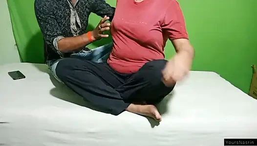 Indian big ass Desi housewife need big cock by local in doggy style( fart by pussy )