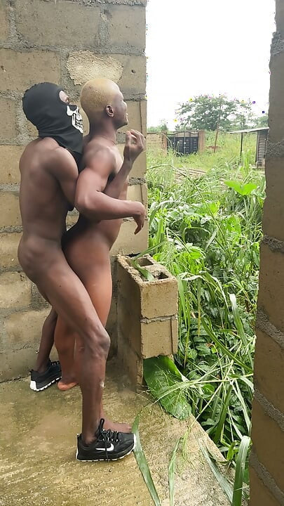 Outdoor with Fatass Manly Bottom