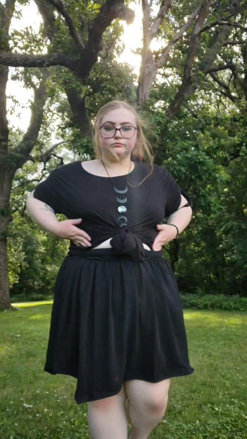 Cute Bbw In Nature