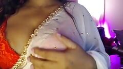 Desi Hot Girl Nipple Play Nipple Rub.