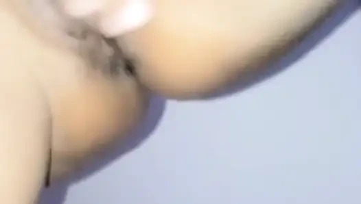 Sri Lankan Girlfriend Loud Pussy Fart