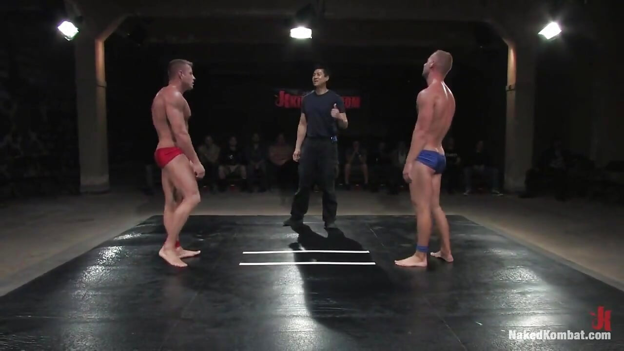 Patrick Rouge vs Tyler Saint az élő közönség és olajmeccs