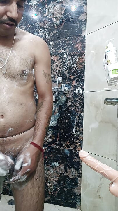 Indian desi man enjoy sex with neighbour and army officer daddy