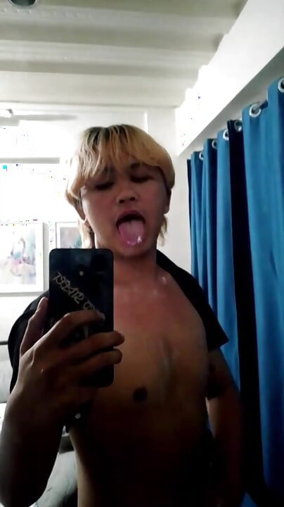 Philippino Twink Dirty Talk and Masturbation Real Live Cam with Daddy