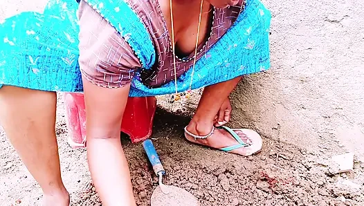 Villege formiert zimmermädchen fickt Grundbesitzer. Telugu dirtytalk