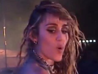 Miley craves for cum