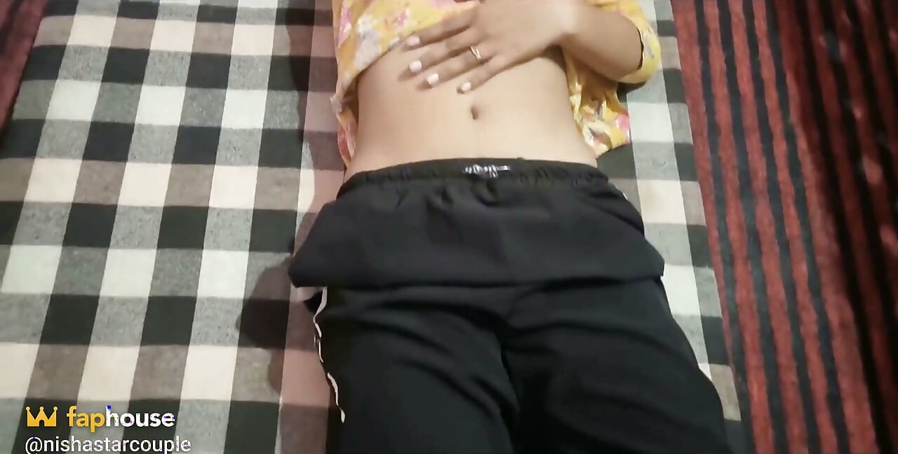 Nisha Star, a Bhabhi, Enjoys Her Pussy by Pressing Her Own Pussy and Boobs. All of You Should Cum After Seeing Her Pussy
