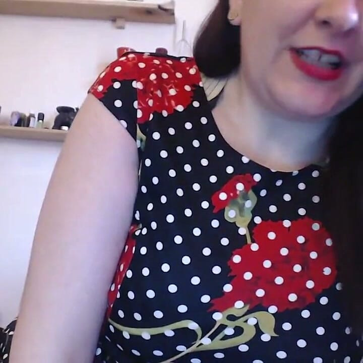Nicoletta Excites You with Large Balloons and Is Ready to Show You Her Passion for Fetish