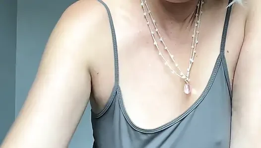 Vacation With StepMommy, She Showed Off Her Tits and Ass While Giving Me JOI To Help Me Rest