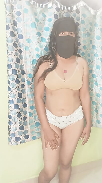 甜美漂亮的印度女孩