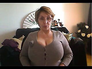 Hot Big Busty Mature Show Your Sexy Body